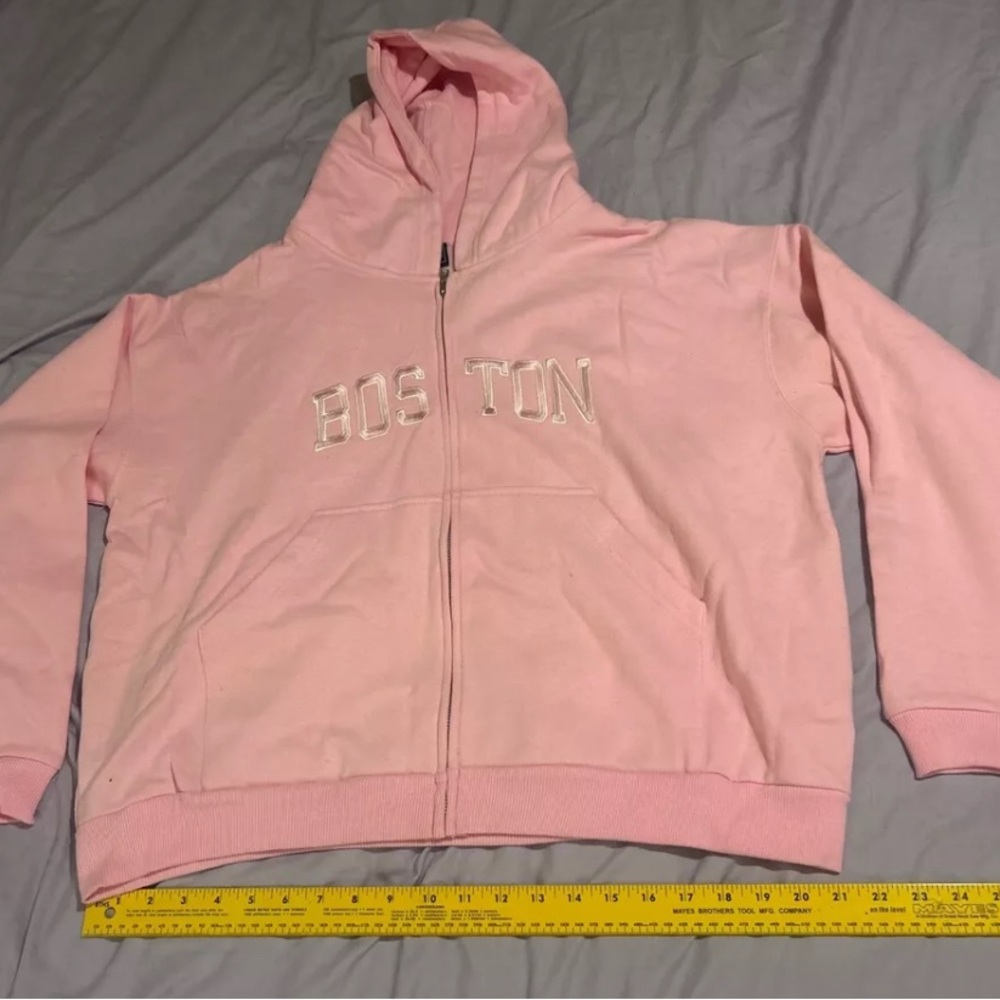 Boston Embroidered Hoodie Womens X-Large NWOT Pink Long Sleeves